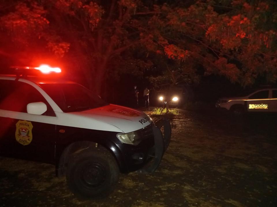 Foto 3 de 7 — Adolescente de 13 anos é assassinada e corpo encontrado no antigo Shopping Tropical